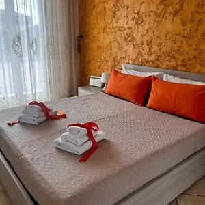 Porta Garibaldi Apartament Katania